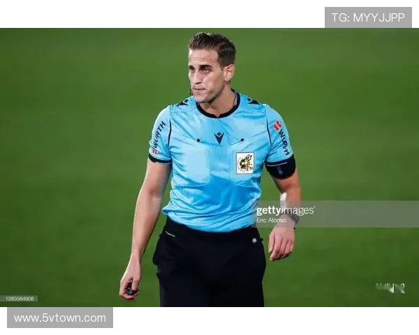 阿尔韦罗拉执法皇马迎赫罗纳